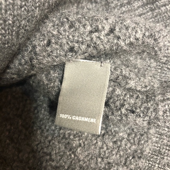 FINAL Last Chance NeimanMarcus Gray Cashmere Clip Cardigan L runs sm - Picture 13 of 16